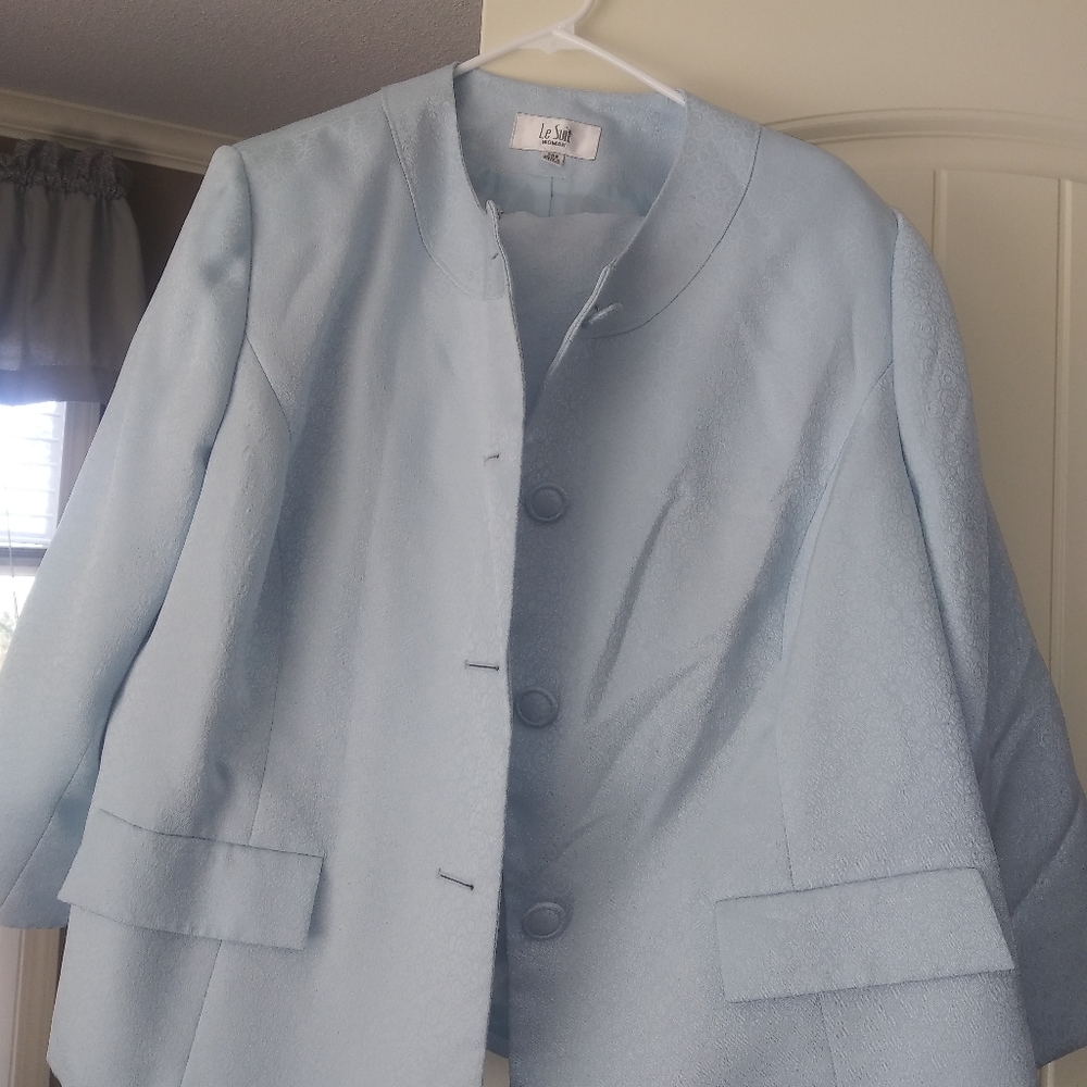 Suit